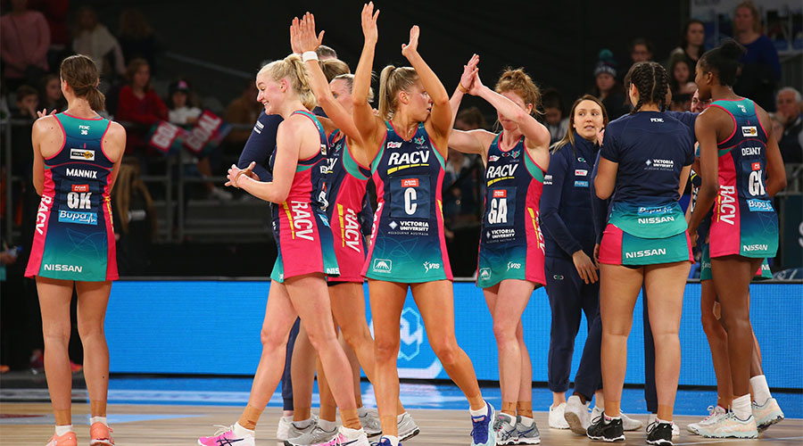 Vixens team thanking the crowd after a loss at their home court