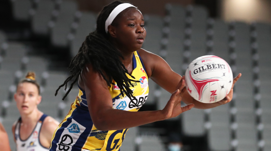 Sam Wallace of the Swifts in action during the Super Netball Round 14 match between NSW Swifts and Sunshine Coast Lightning at Nissan Arena in Brisbane, Saturday , August 7, 2021.