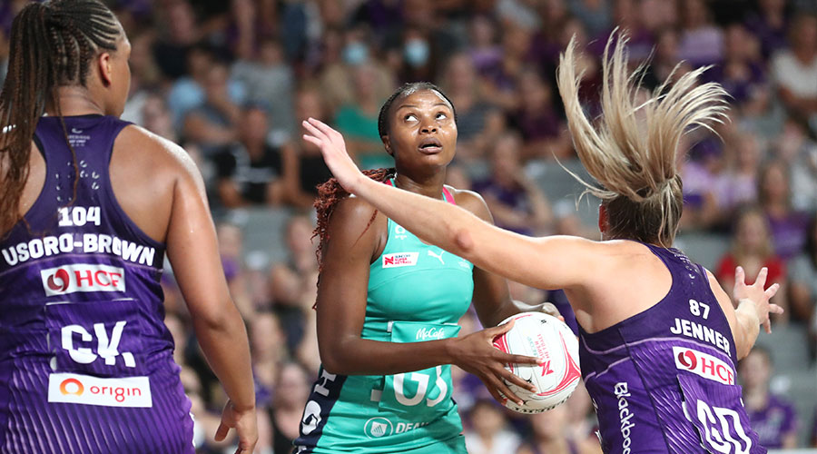 Mwai Kumwenda of the Vixens in action during the Round 1 Super Netball match between the Queensland Firebirds and Melbourne Vixens at Nissan Arena, Brisbane, Sunday, March 27, 2022.