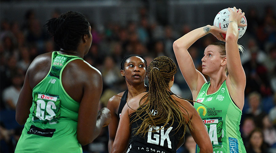 Sasha Glasgow of the Fever (right) in action during the Super Netball Round 2 match between Collingwood Magpies and West Coast Fever at John Cain Arena in Melbourne, Sunday, April 3, 2022. 