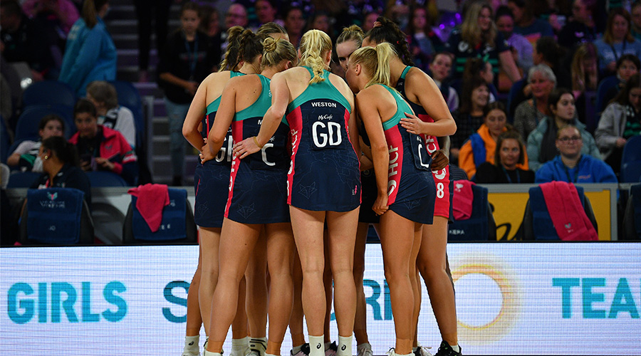Vixens players huddle during the Round 4 Super Netball match between the Melbourne Vixens and West Coast Fever at John Cain Arena, Melbourne Tuesday, April 12, 2022.